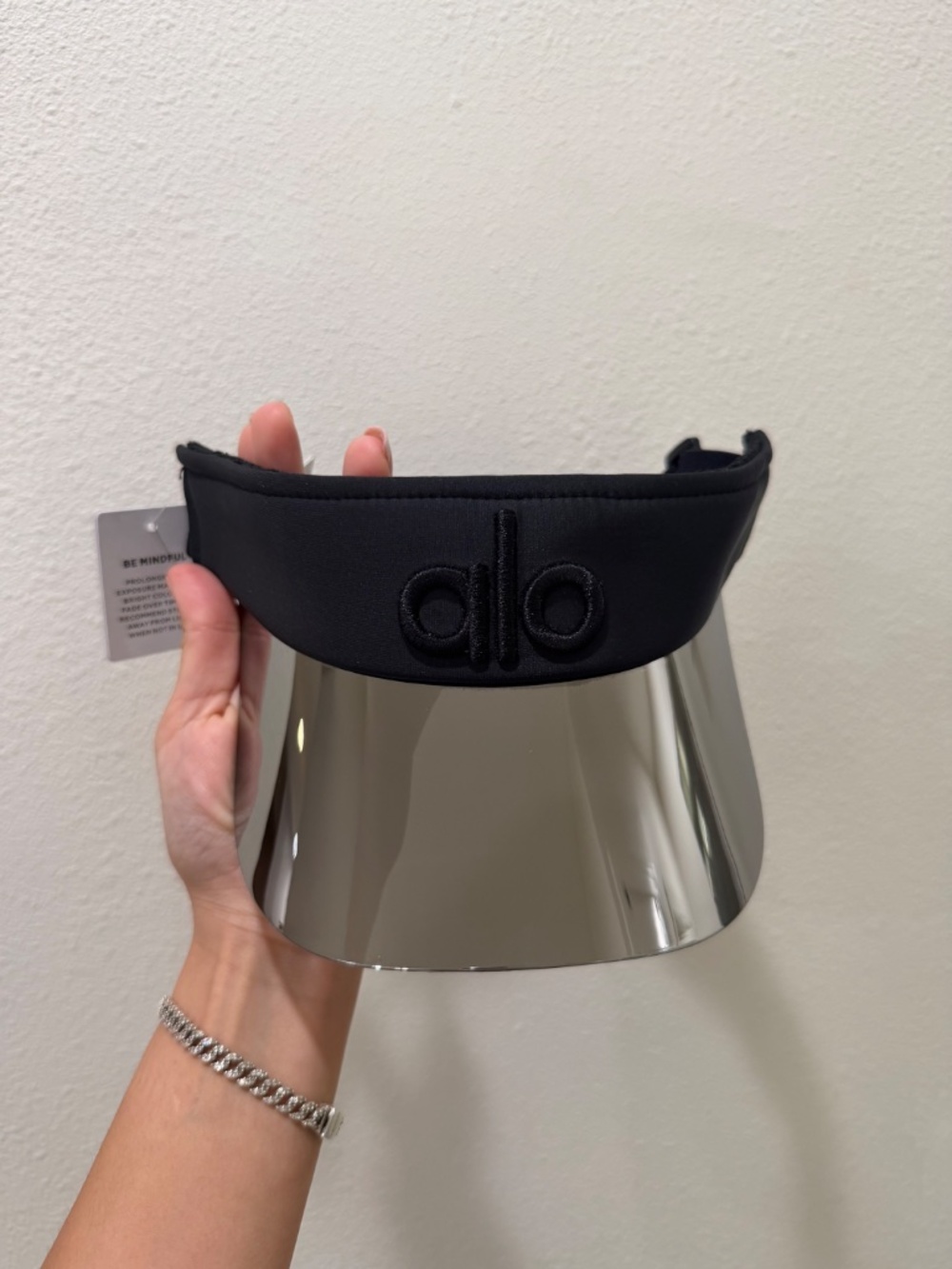 Black Alo Visor - Picture 2 of 6